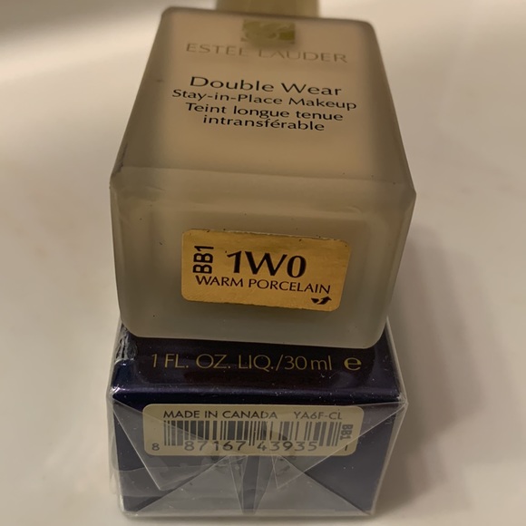 NEW NEVER USED Makeup: Estée Lauder Double Wear Foundation Color: Warm Porcelain - Picture 6 of 6